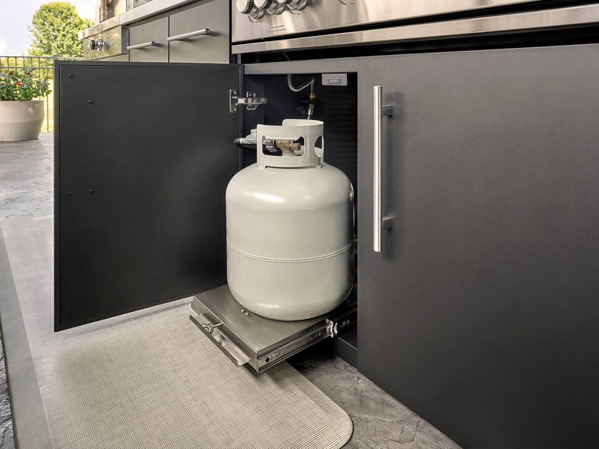 Lancaster | Galley Outdoor Kitchen with Built-In Grill & Pizza Oven